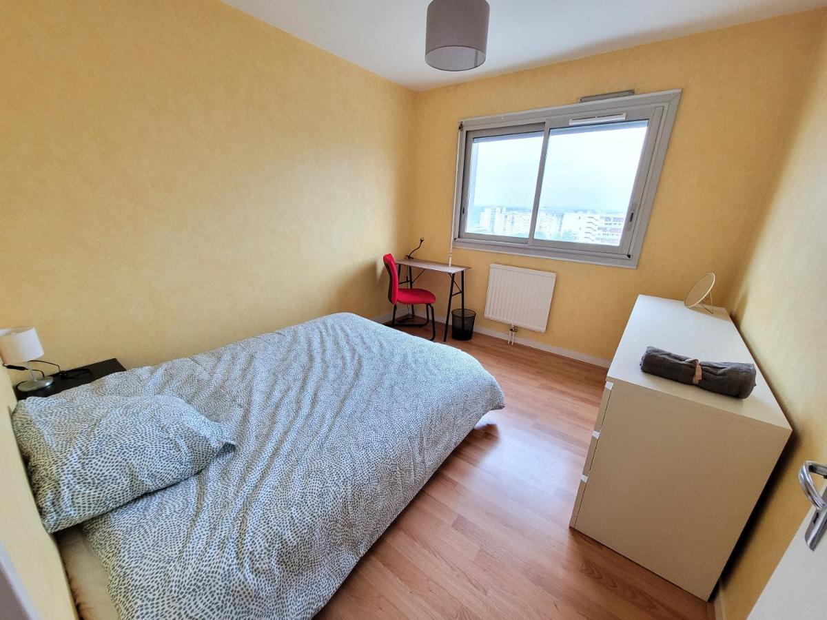 Appartement T5 Avec 4 Lits Doubles Брест Екстериор снимка